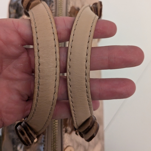 MICHAEL KORS Grayson Metallic Rose Gold Bag - Picture 5 of 15